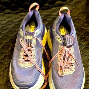 Hoka One One Bondi 6 Blue Pink Lightweight Running Shoes